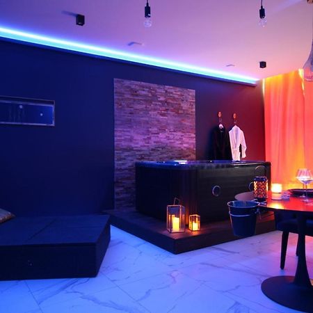 Suite Blue Jacuzzi Le Breuil  외부 사진