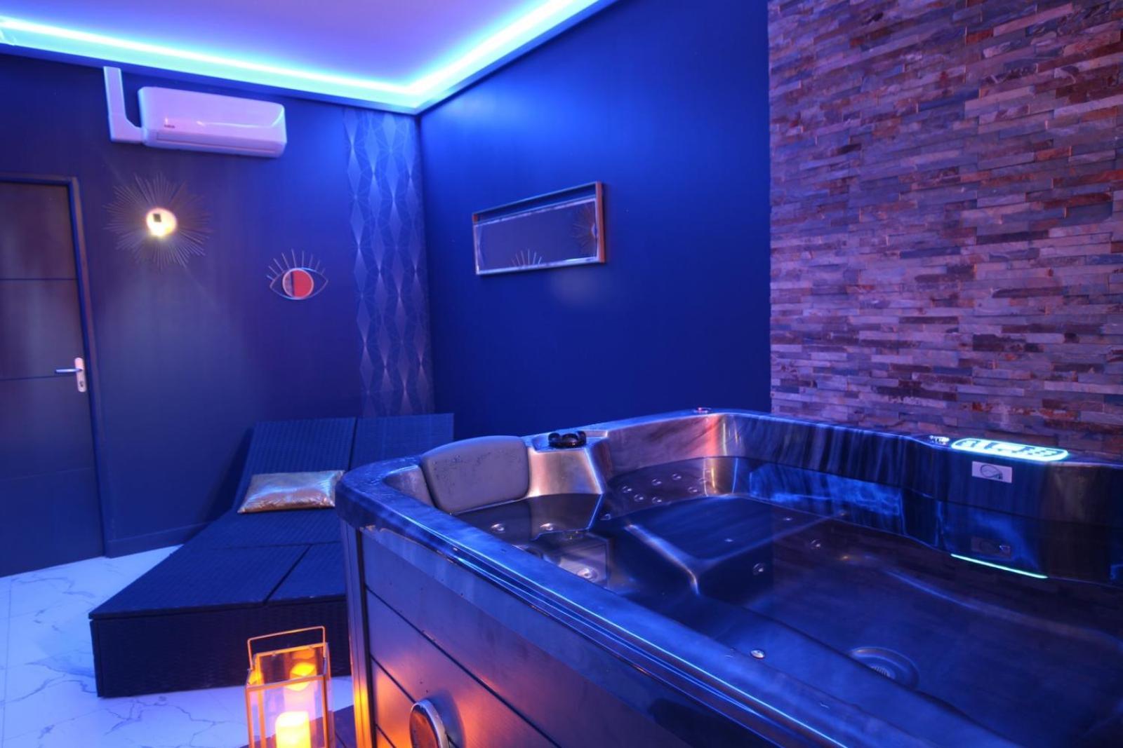 Suite Blue Jacuzzi Le Breuil  외부 사진